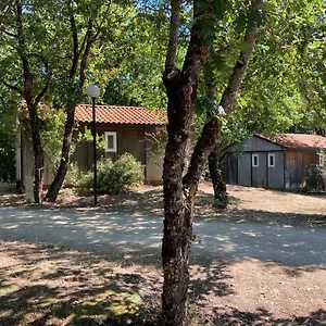 Le Balcon Des Raspes Camping Saint-Victor-et-Melvieu